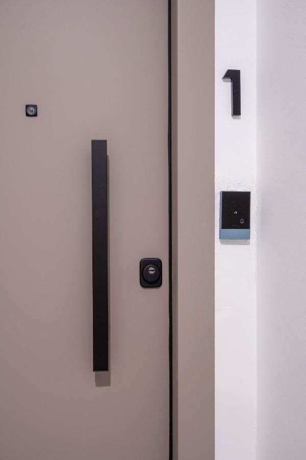 Ermou 40 Suites Athens Exterior photo